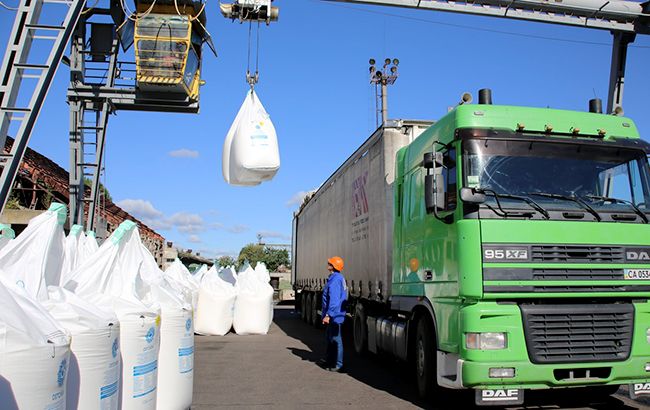 Украина может ввести ограничения на импорт удобрений после расследований МЭРТ, - аналитика