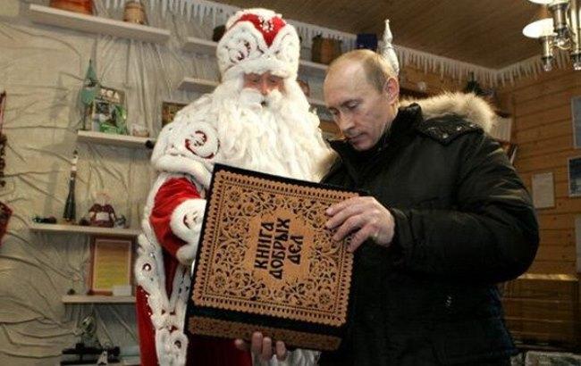 Российский карикатурист рассказал, о чем Путин попросил Деда Мороза