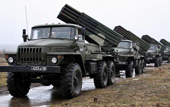 Бойовики обстріляли з "Градів" опорний пункт українських військових в Луганській обл., - Москаль