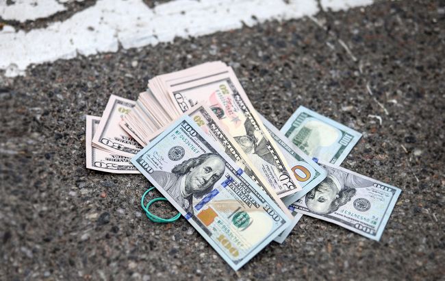 Швейцарія заморозила російські активи на 8 млрд доларів