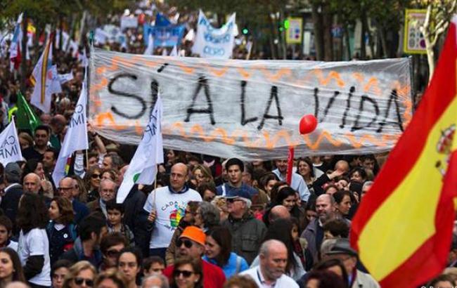 Закон кляпа. Как в Испании борются с протестными настроениями