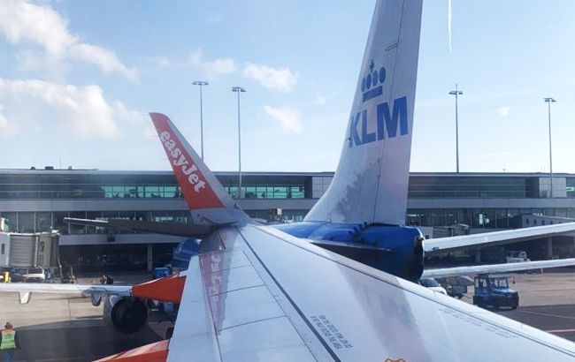 В аеропорту Амстердама зіткнулися два літаки