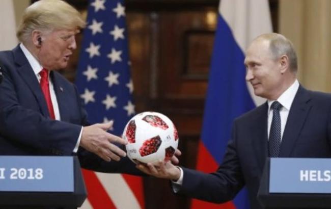У подарованому Путіним Трампу м'ячі був передавач, - Bloomberg
