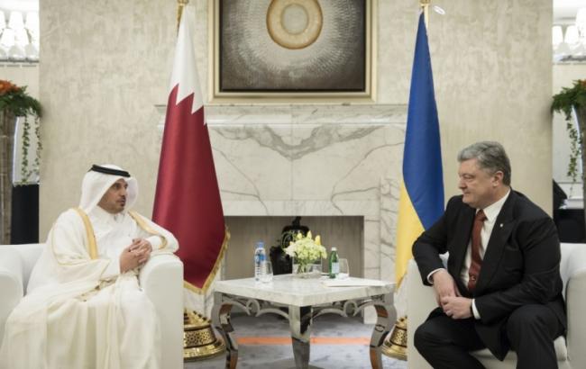 Порошенко в Катарі обговорив можливість спільних проектів в рамках ЧС-2022