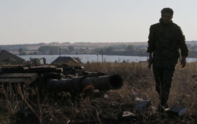 Бойовики перекинули снайперський підрозділ в район донецького аеропорту, - ІС