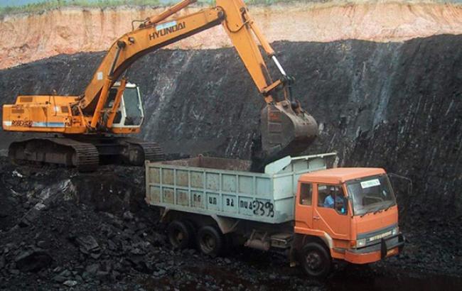 Поставки угля из России в Украину продолжаются, - глава РЖД