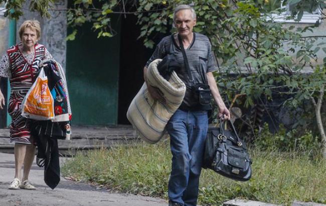 Количество вынужденных переселенцев из Крыма и Донбасса увеличилось до 445 тыс. человек, - ГосЧС