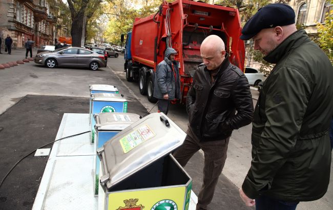 Труханов: в Одесі триває проект з установки підземних контейнерів для збору ТПВ