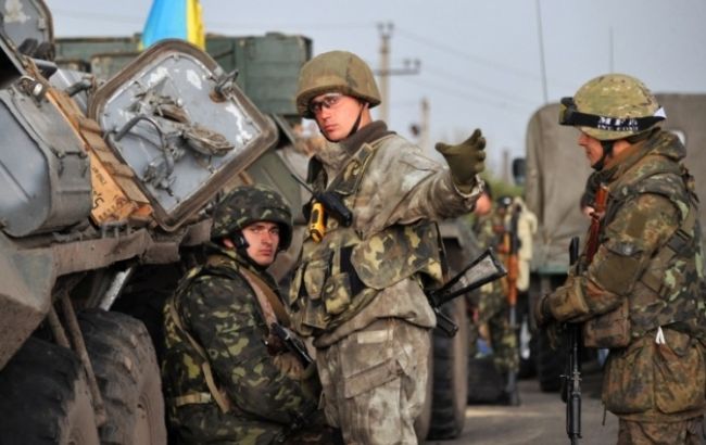В Луганской обл. военный погиб при подрыве на растяжке, еще один ранен