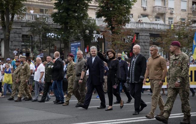 Порошенко: українська незалежність відбулася завдяки небайдужим патріотам