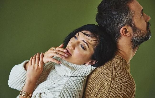 "Даже не поменялись!" Снежана Бабкина умилила уникальными архивными фото с мужем