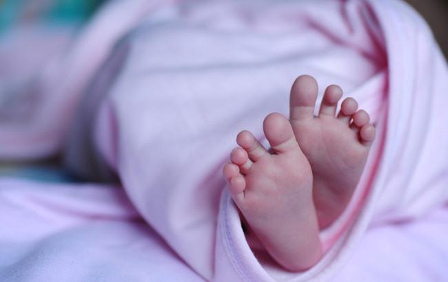 Головний лікар розповіла про малюка 12-річної породіллі з Львівської області
