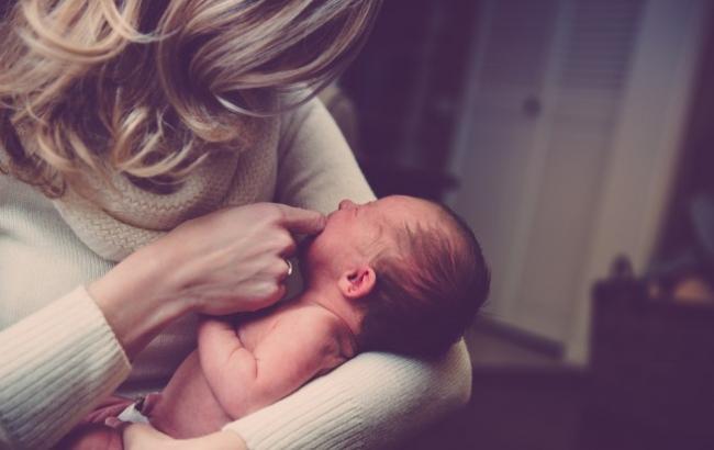 "Здоровий старт в житті дитини": Супрун розповіла про важливість грудного вигодовування немовлят