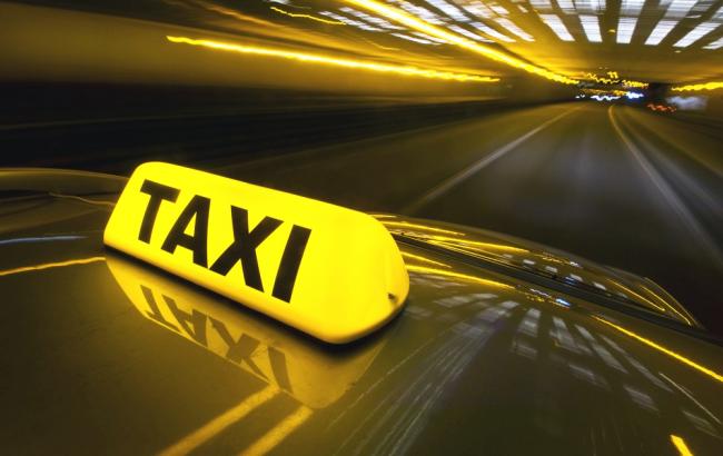 Через кризу українці позбавляються бюджетного таксі