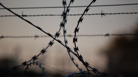 Рай для затриманих: в мережі з'явилися фото шикарного застілля в Ужгородському СІЗО