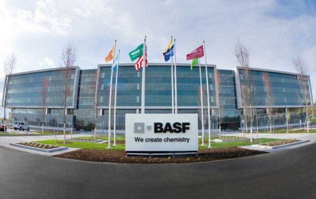 Хімічний гігант BASF йде з Росії, втрачаючи 7,3 млрд євро