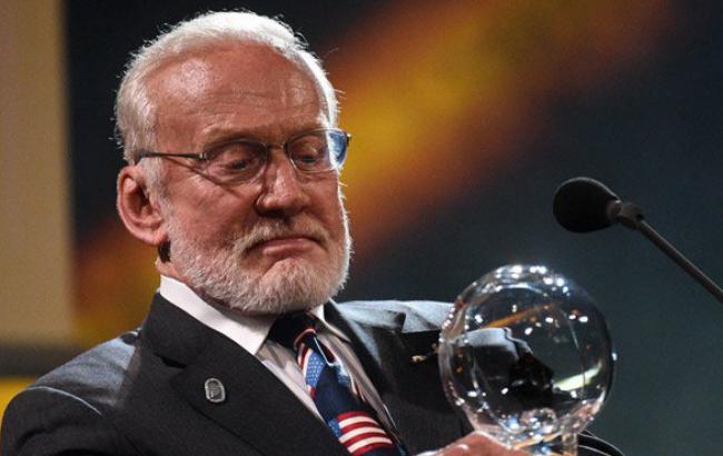 Астронавт Базз Олдрін очолить центр з підготовки до освоєння Марса в США