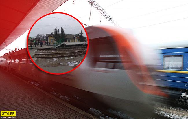 "Збирали частини тіла": під Києвом жінку затягнуло під поїзд