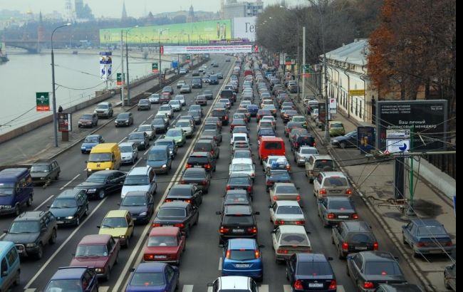 Пробки в Киеве достигли 6 баллов