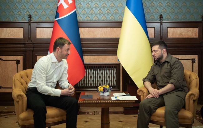 Зеленский в Киеве встретился с премьером Словакии. Обсудили агрессию РФ и поддержку Украины