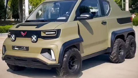 Підкорювач бездоріжжя: представлено найменший у світі шестиколісний електрокар