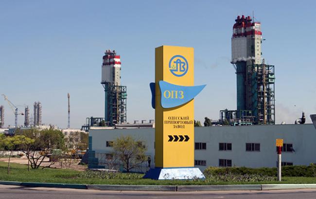 Кабмін продовжив приватизацію акцій "Одеського припортового заводу" до 30 вересня 2015 р