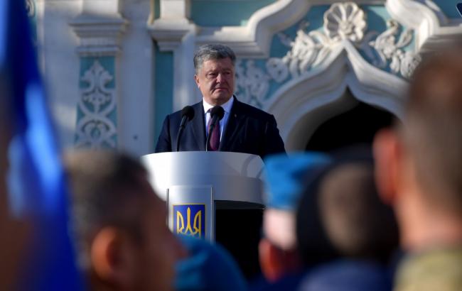 Украина никогда не была и не будет канонической территорией РПЦ, - Порошенко