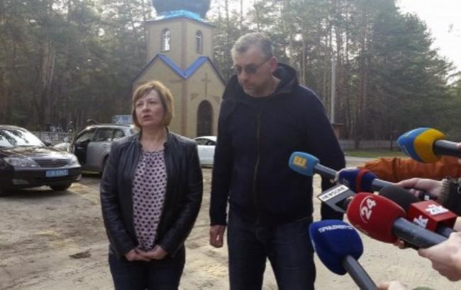 Родители пропавшего Тараса Познякова впервые дали интервью журналистам