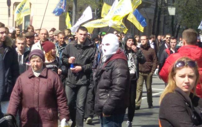 Демонстранты под Радой требуют отставки Кличко