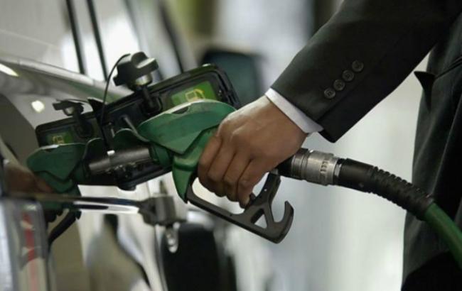 "Укртранснефтепродукт" заявил о бойкоте их работы в реализации нефтепродуктов