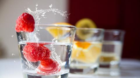 Известный блогер по питанию поделилась рецептами напитков для жаркого лета