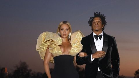 Мама Бейонсе показала уникальный и неопубликованный ранее кадр з секретной свадьбы дочери с Джей Зи