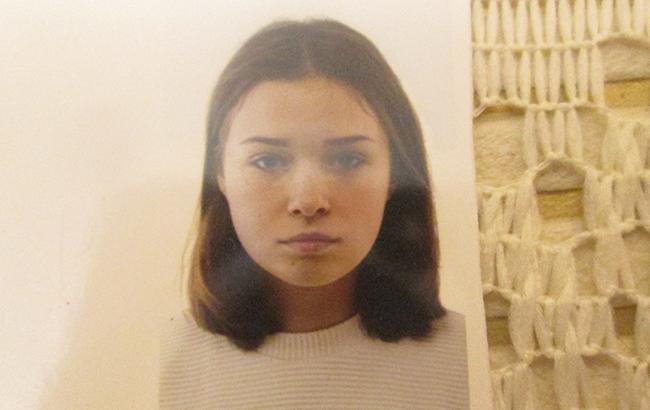 Пошла в гости к бабушке: полиция разыскивает 13-летнюю ужгородку