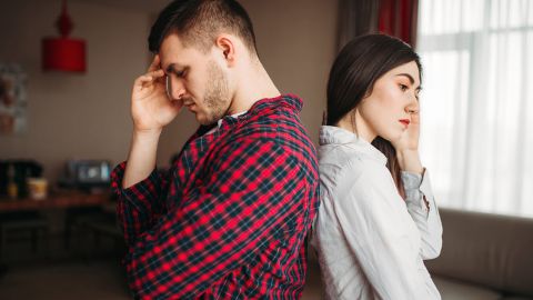 Такі стосунки з партнером зіпсують життя: на які дзвіночки потрібно звернути увагу