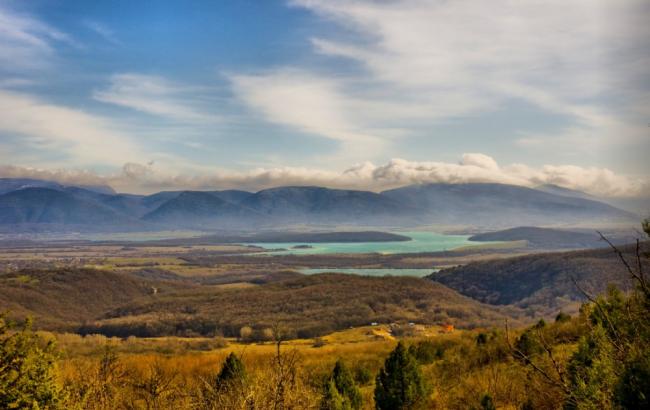 Другу Путина хотят подарить долину в Крыму