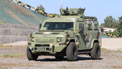 КрАЗ возвращается к выпуску бронеавтомобилей: известно, куда они направятся