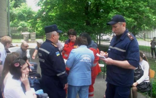 Отруєння дітей у Харкові: рятувальники не виявили небезпечних речовин у школі