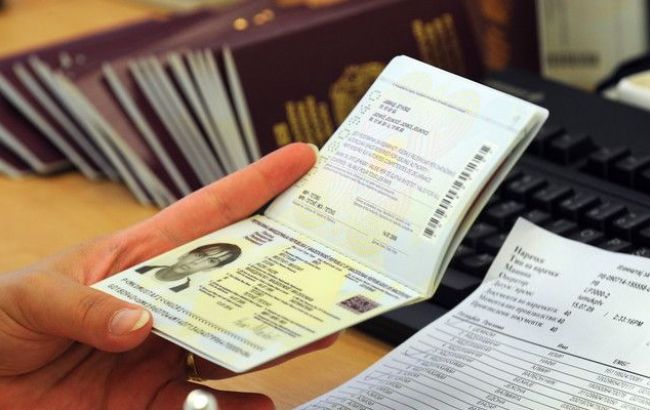 МИД надеется на упрощение выдачи шенгенских виз украинцам с биометрическими паспортами