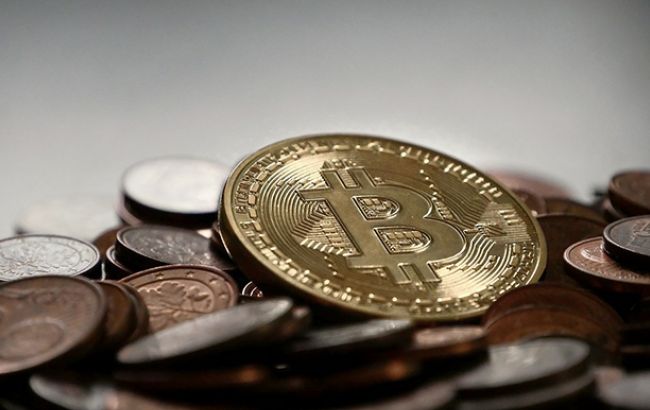 Вартість Bitcoin різко знизилася після рекордного подорожчання