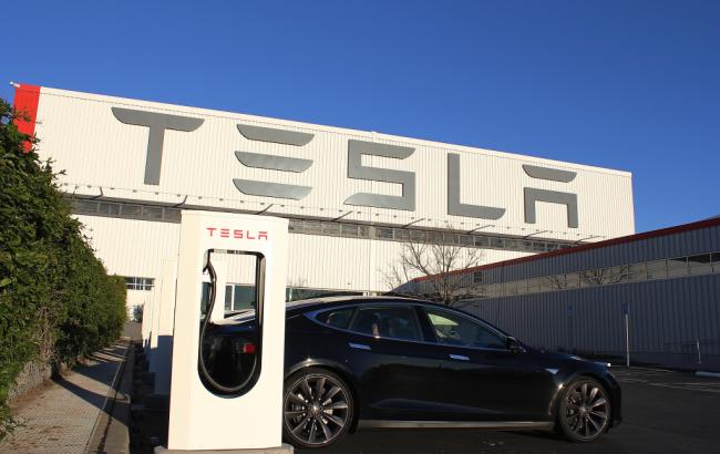 Tesla Motors збільшила збиток на 70% в I півріччі 2016