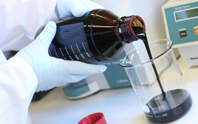 Ціна на нафту марки Brent піднялася вище 35 доларів за барель