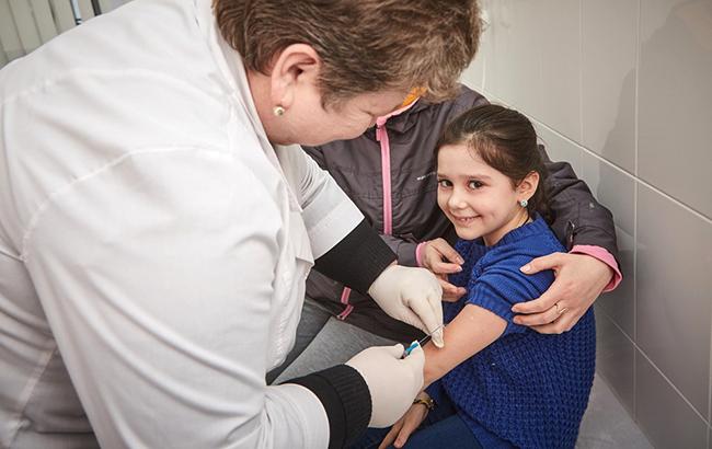 Кір у Києві: у столиці вакциновано більше 90% дітей
