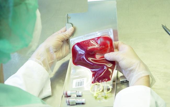 Житомирские полицейские стали донорами для 12-летнего мальчика