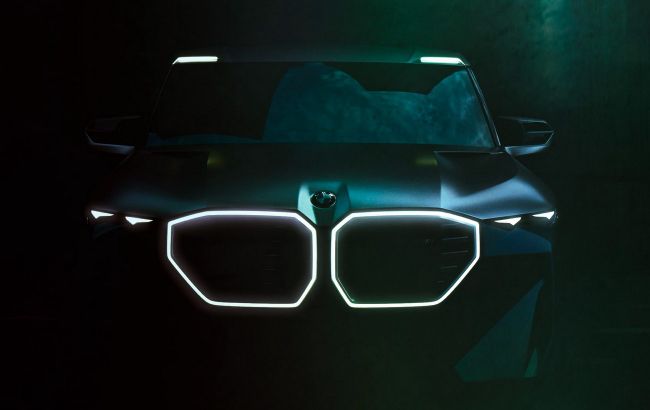 Маніфест нового стилю: BMW готує гібридний спортивний кросовер XM з незвичайним дизайном