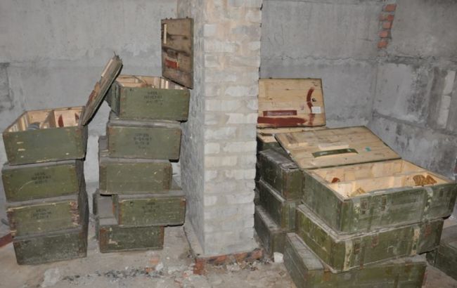 В зоне АТО боевики разместили в школе склады с боеприпасами
