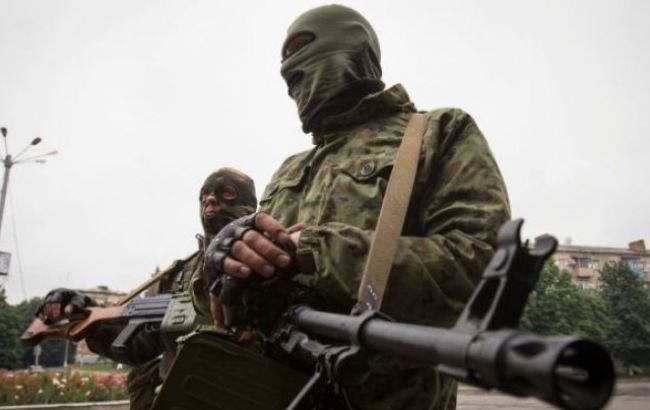 Боевики обстреляли ряд населенных пунктов в Луганской области, ранен мирный житель