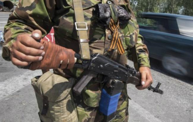 РФ продолжает поставлять оружие на Донбасс, - Минобороны