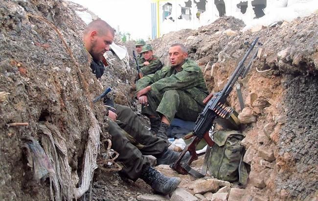 На Донбассе боевики 21 раз нарушили "хлебное перемирие", ранен один украинский военный