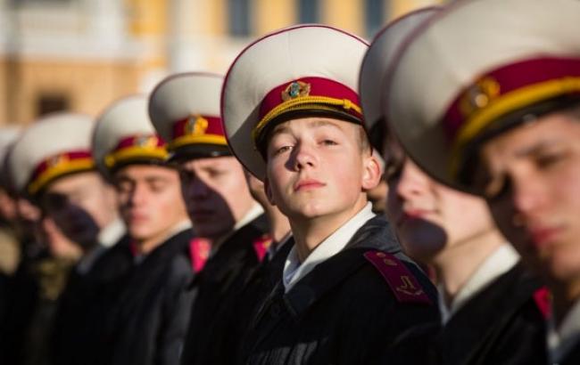 В лицее Богуна принесли присягу сыновья воинов АТО и Героев Небесной сотни