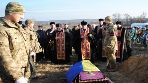 В Украине будут по-новому провожать героев в последний путь